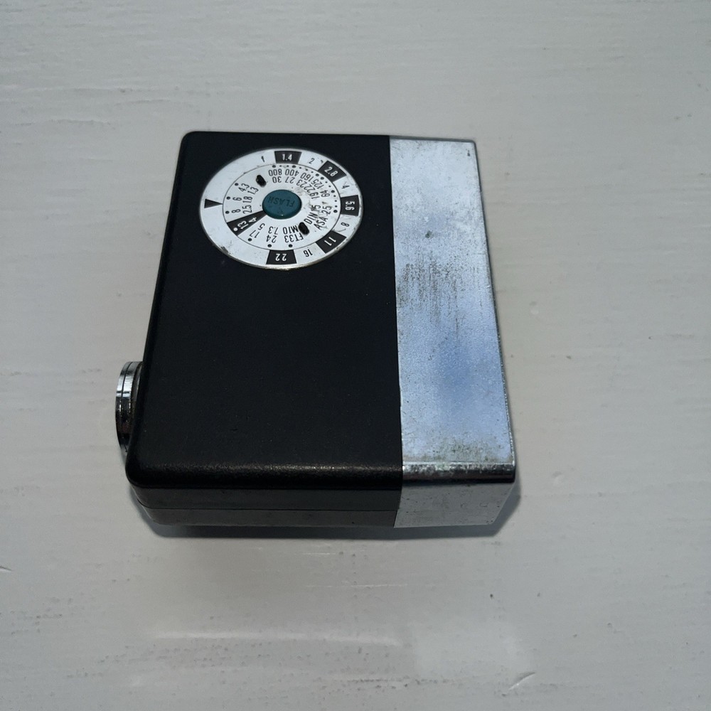 Vintage Vivitar Auto 251 Mount Flash Untested