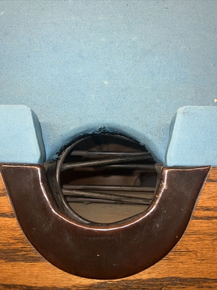 Diamond Pro Pool Table Middle Pockets, Likely Used - Pool Hall Liquidation