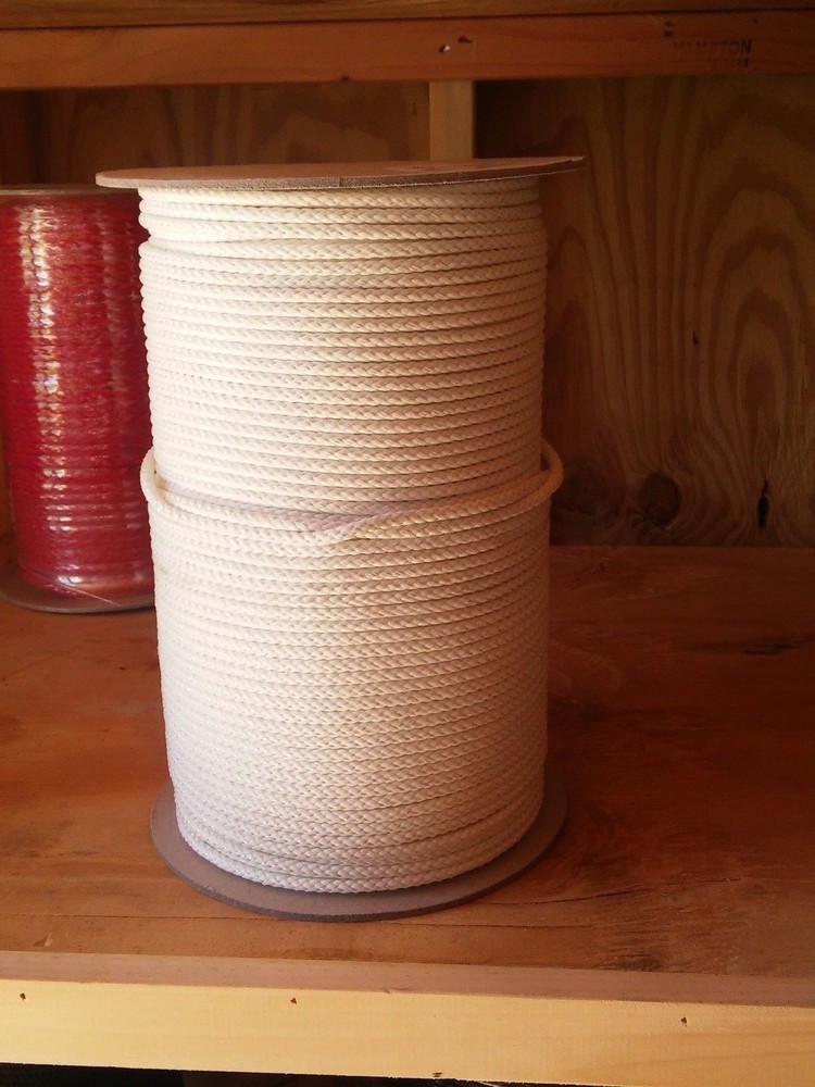 7/32"x 860 ft.(2 lengths). Diamond Braid Spun Polyester rope spool.