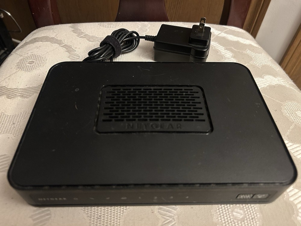 NETGEAR CG3000D Modem & Router