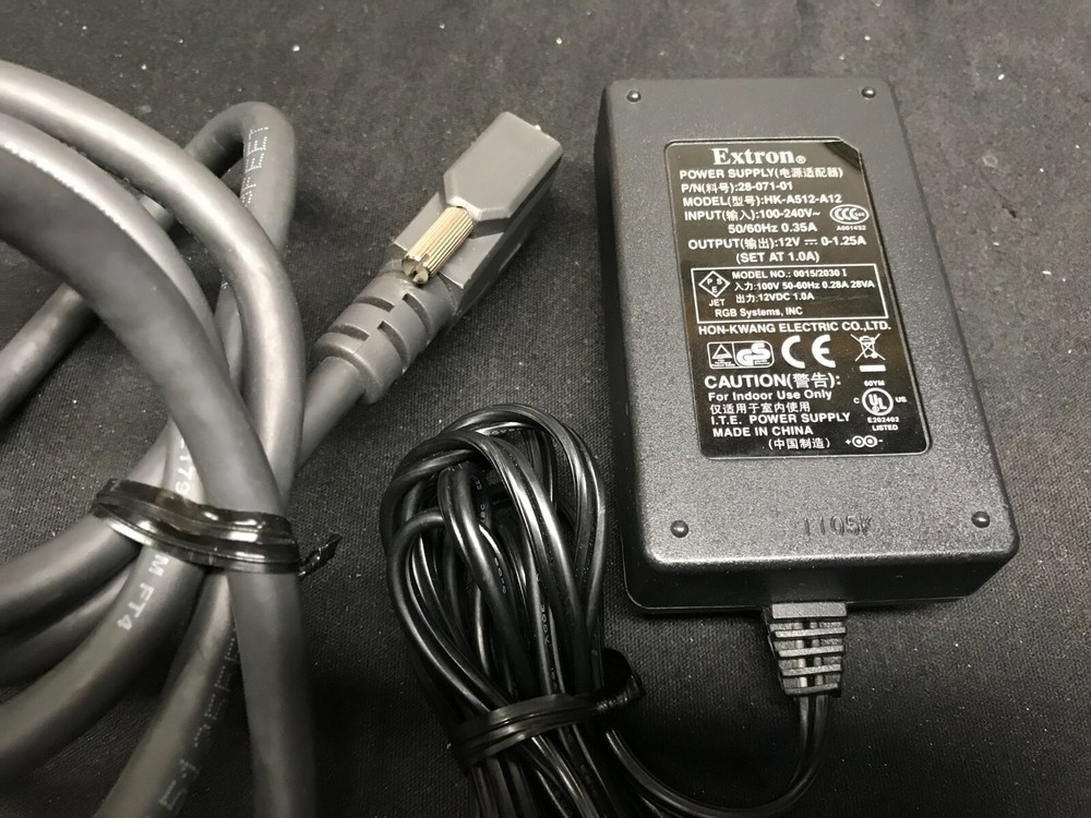 Extron P/2 DA2 Plus Two Output VGA Distribution Amplifier with Power Cord