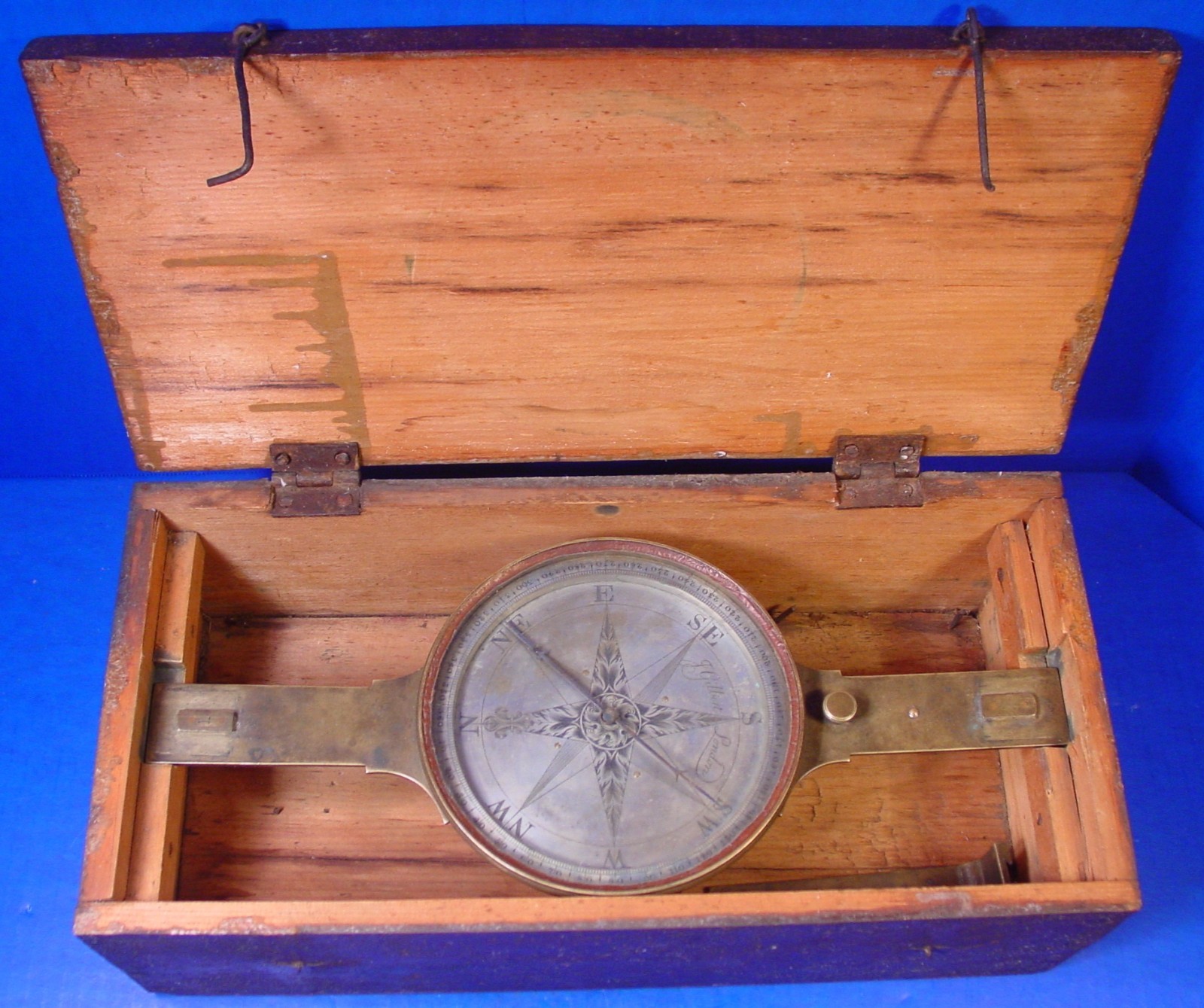 1740 John Gilbert Plain Compass + Original Box - Rare 18th Century Compass