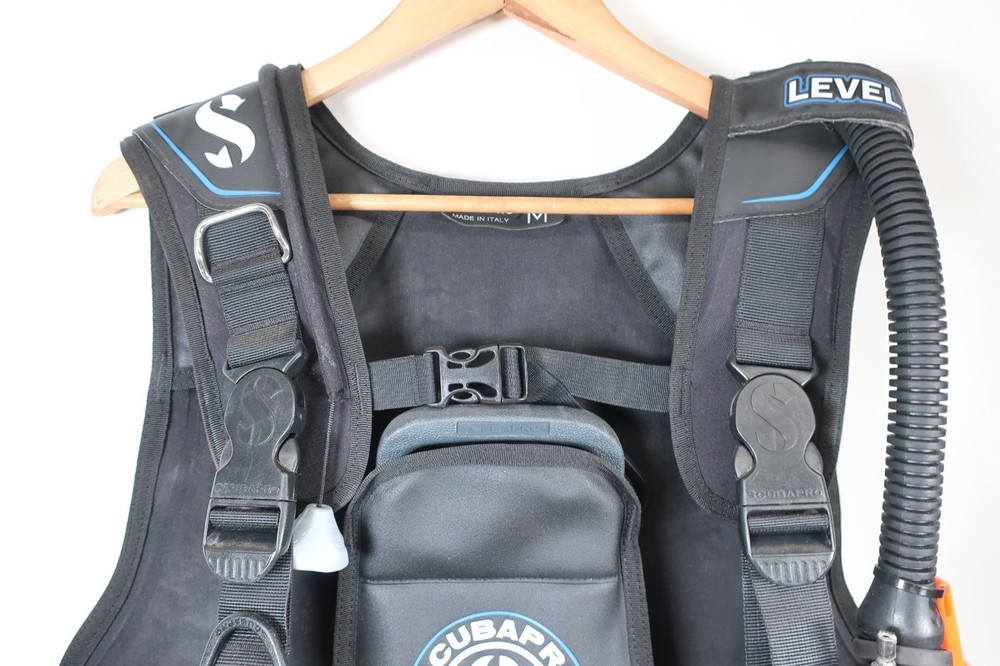 SCUBAPRO LEVEL BCD W/ BALANCED POWER INFLATOR (BPI) – SIZE (M) – 2020 MODEL