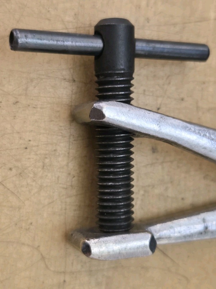 Blue Point Tools GA395 - Brake Pad Spreader Tool.