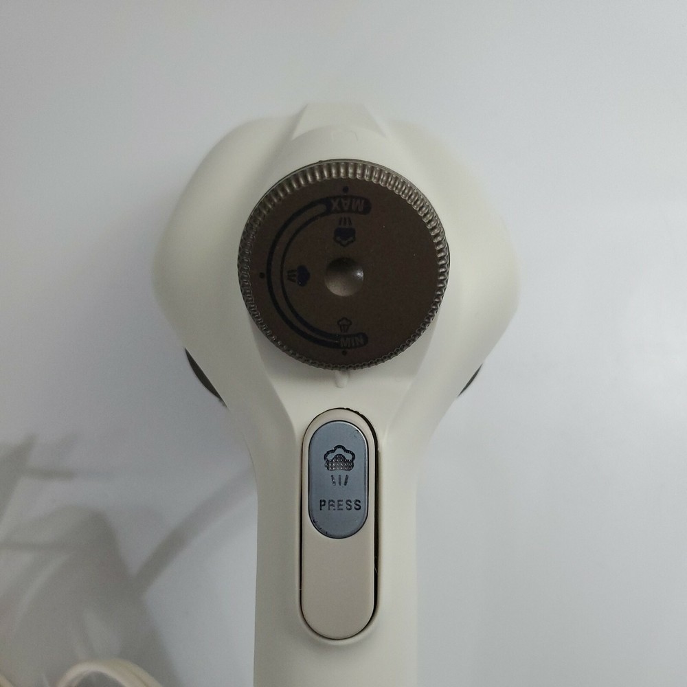 Rowenta Ultrasteam Handheld Fabric Steamer (DR5015) Adjustable Variable Steam