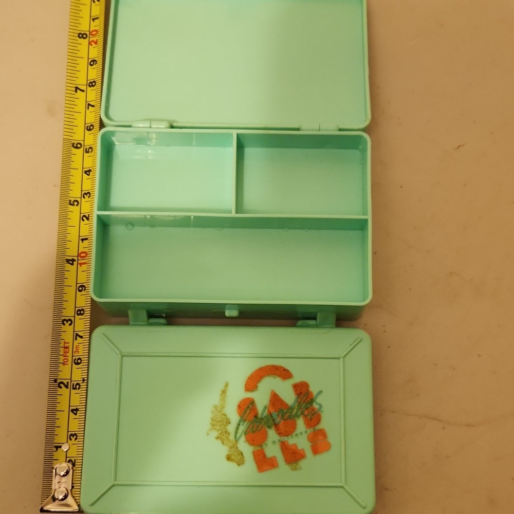 Caboodles Light Green Plastic Spool/Bobbin Storage Box
