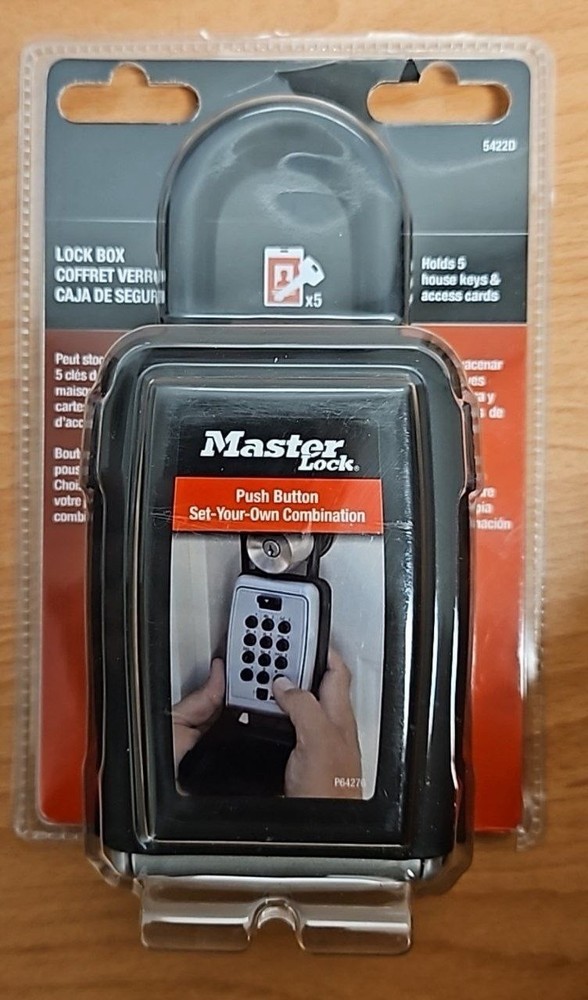 Master Lock Push Button lock box 5422D BRAND NEW