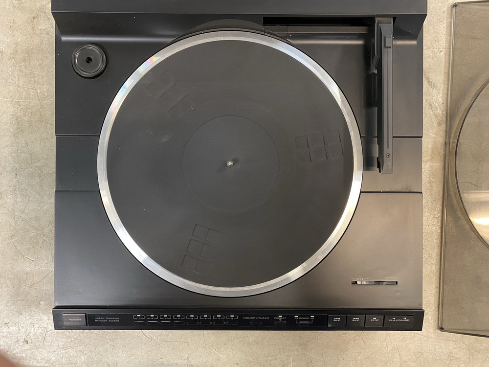 Vintage Vector Research VT-320 Turntable Linear Tracking Record Player *REPAIR*