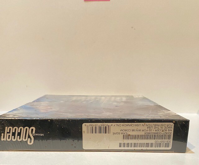 Microsoft Soccer windows 95(SEALED BIG RETAIL BOX)