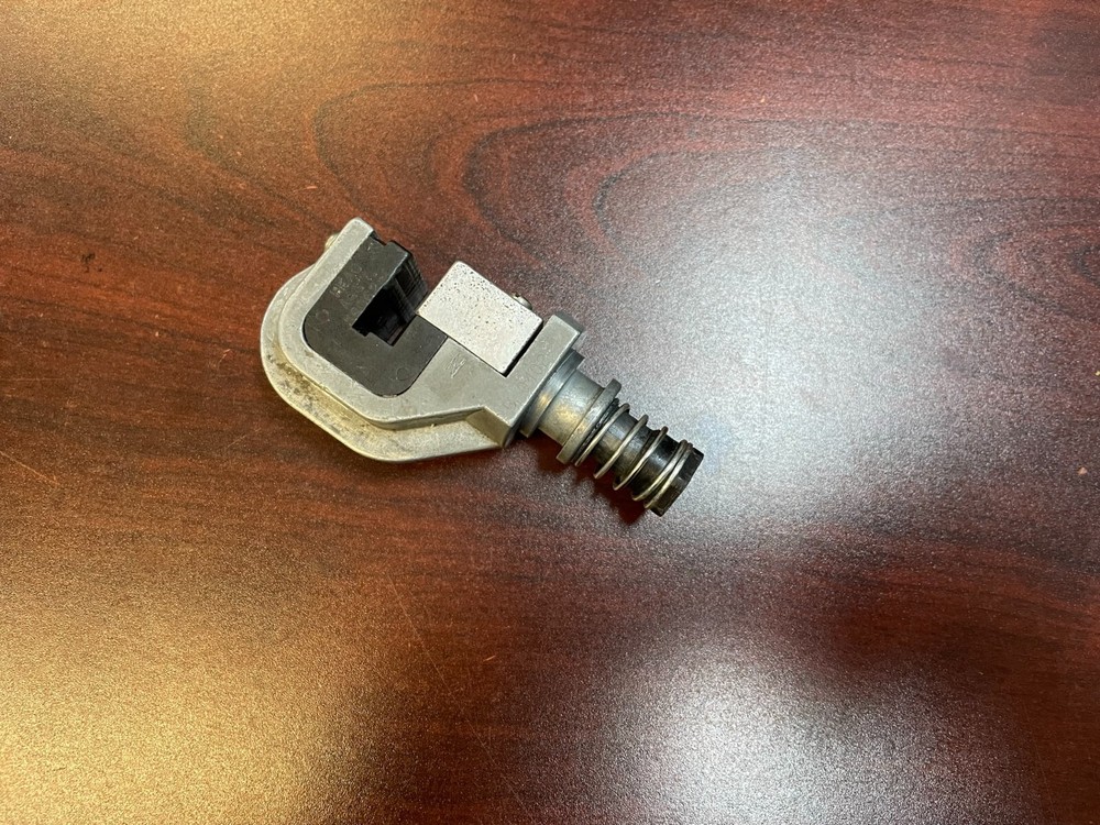 AMP 58062-1 Head Assembly Tool Terminating Head For Rectangular IDC Connectors