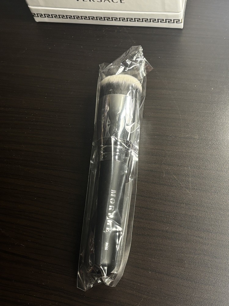 Morphe Makeup Brushes M444 Original Deluxe Definition Buffer Brush Brand New