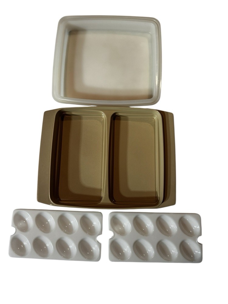 Vintage Tupperware Deviled Egg Carrier Beige #723-1