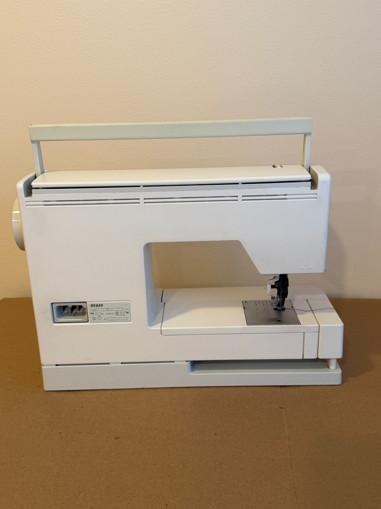 PFAFF tipmatic 6120 sewing machine