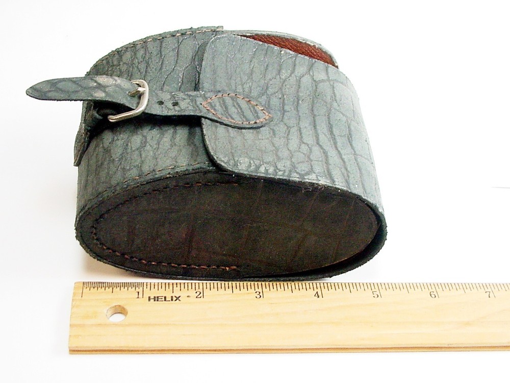 Vtg 1930's Aligator texture camera case | Nds restitch w/ needle & thread | $12