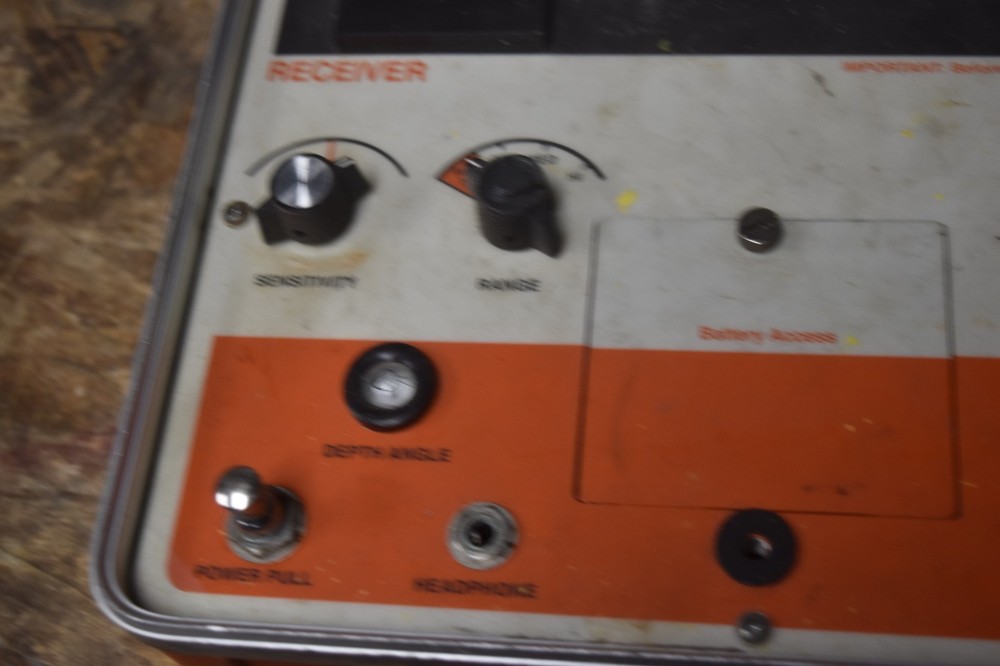 Metrotech 480 RECEIVER & TRANSMITTER PIPE & CABLE LOCATOR