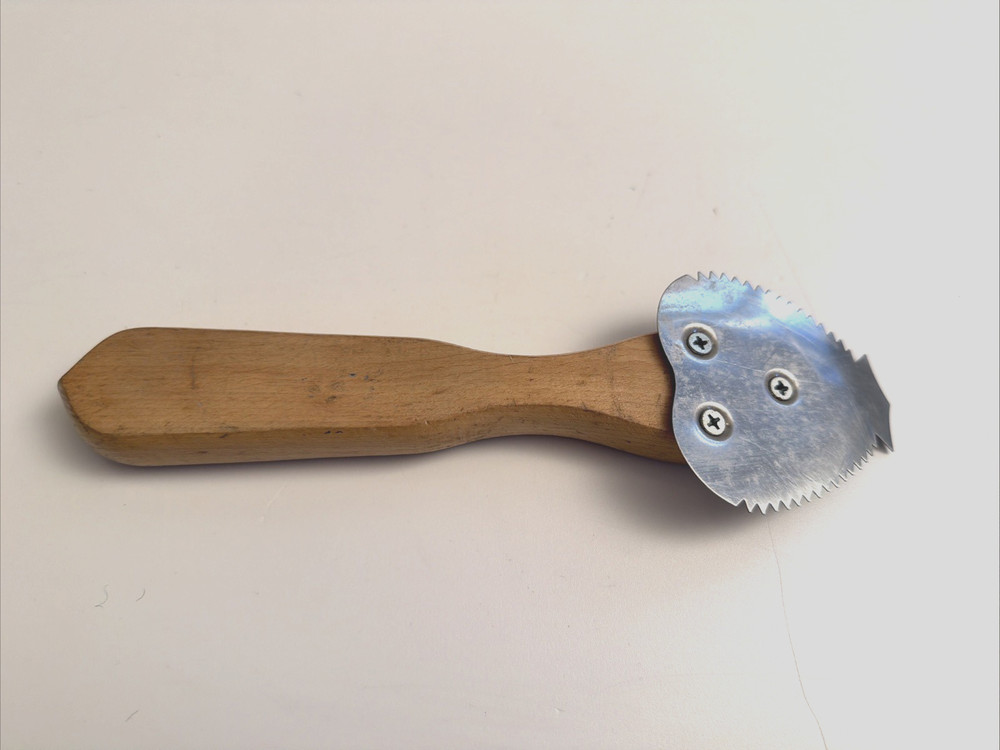 Vintage Red Devil Window Sash Saw Paint Scraper Caulk Cutting Tool