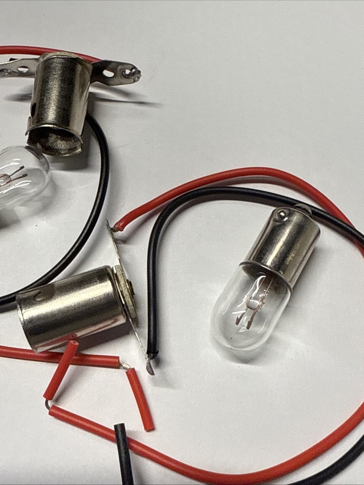 PARASET replica set of 2 lamp Bulbs and 2 Sockets