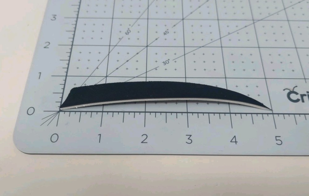 100pk Bullseye Archery Feathers 5" Right Wing: Shield Solid PSE Black
