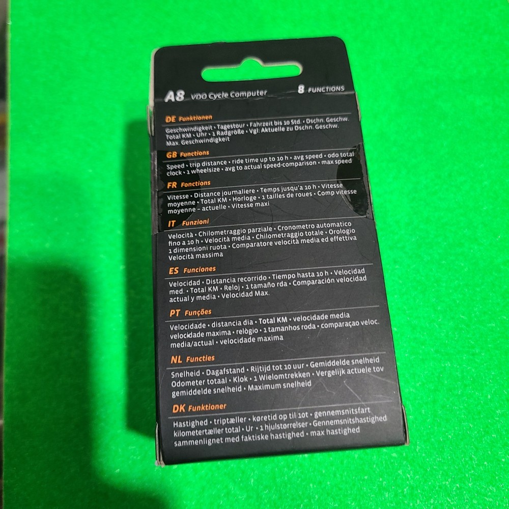 VDO A8 Wired Cycle Computer