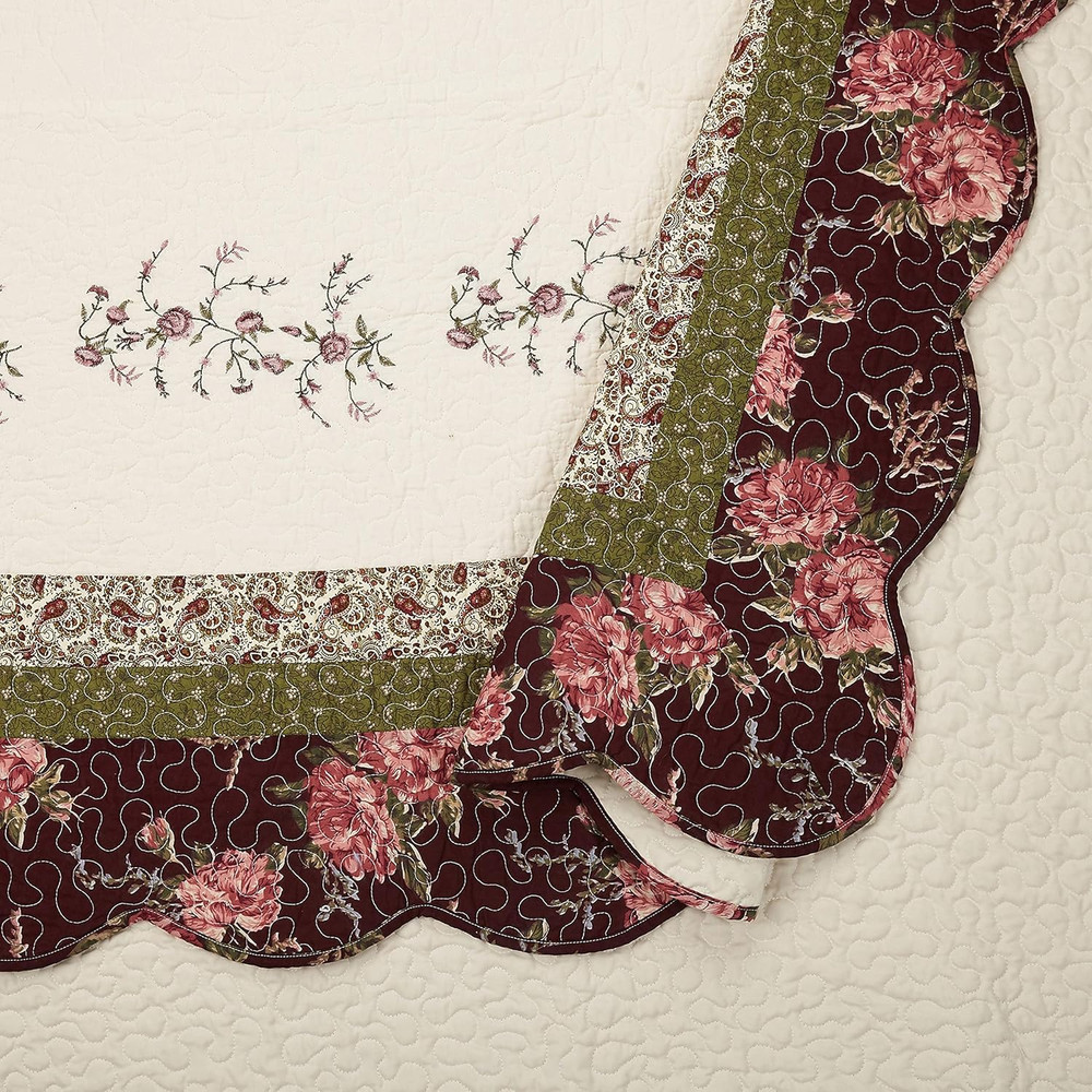 Brooke Quilt Set - Full/Queen, Red, 3-Piece