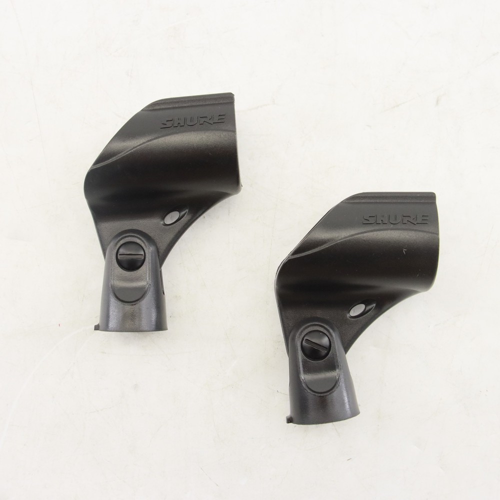 BLX288 / Beta 58A Wireless Vocal System w/2 BETA58 Microphones Express