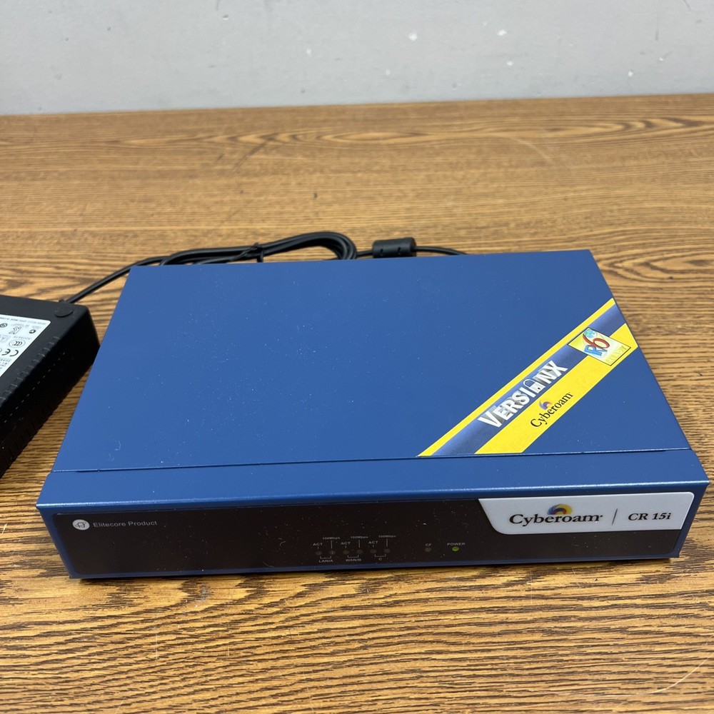 Cyberoam CR 15i UTM Firewall