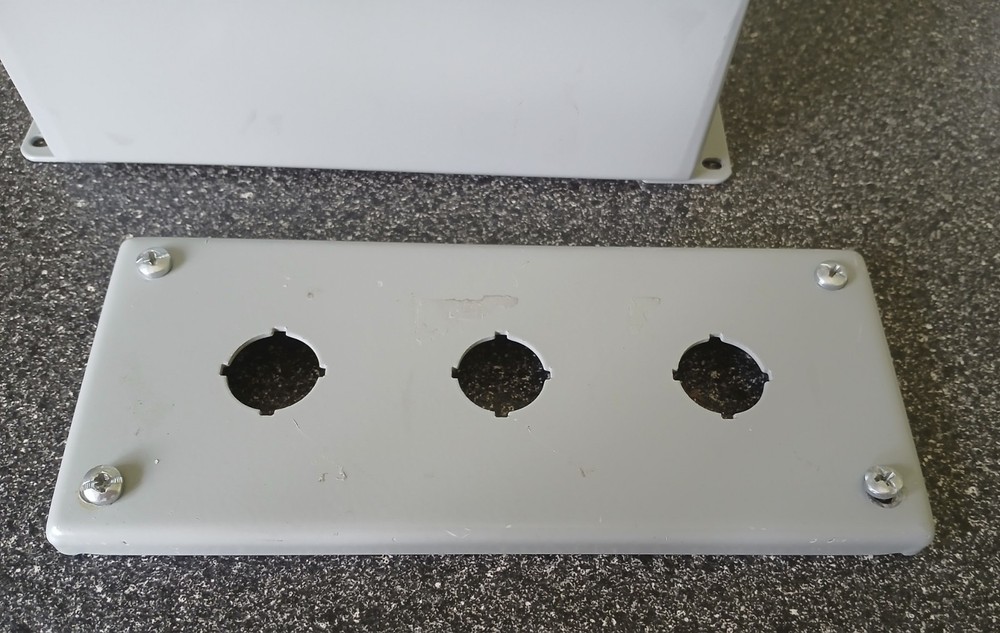 nVent/ Hoffman E3PBG Pushbutton Enclosure (3 Button). Used. Free Shipping