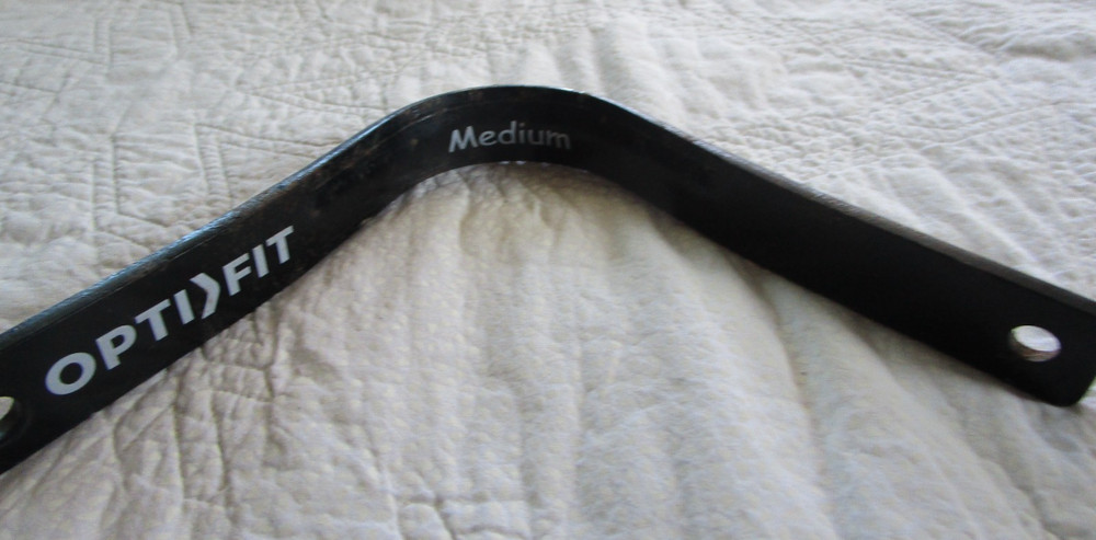 BLACK MEDIUM COLLEGIATE: OPTI-FIT GULLET BAR