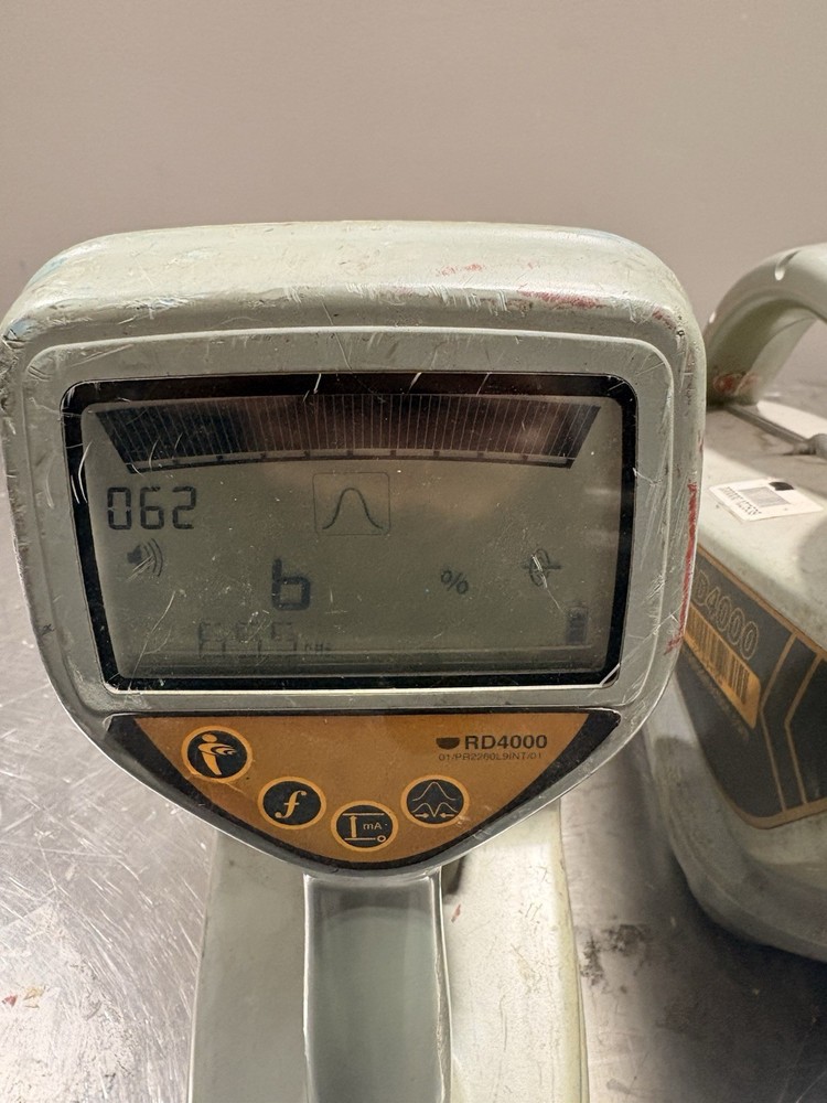 Radiodetection RD4000 PL Cable Pipe Line Locator w/ T10 Transmitter