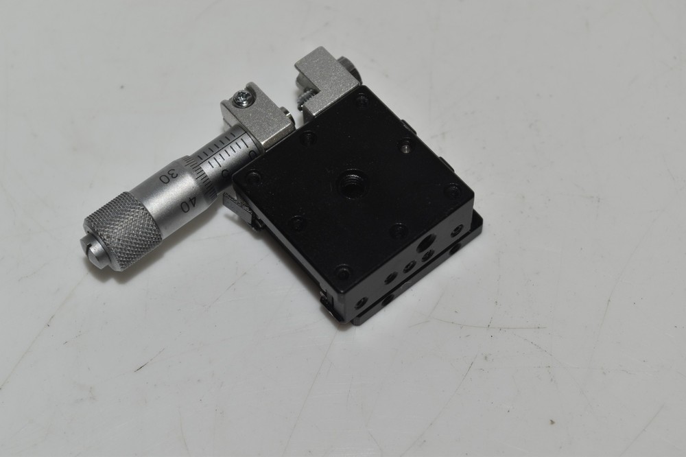 *JM* OPTOSIGMA OPTICAL STAGE (FMB71)