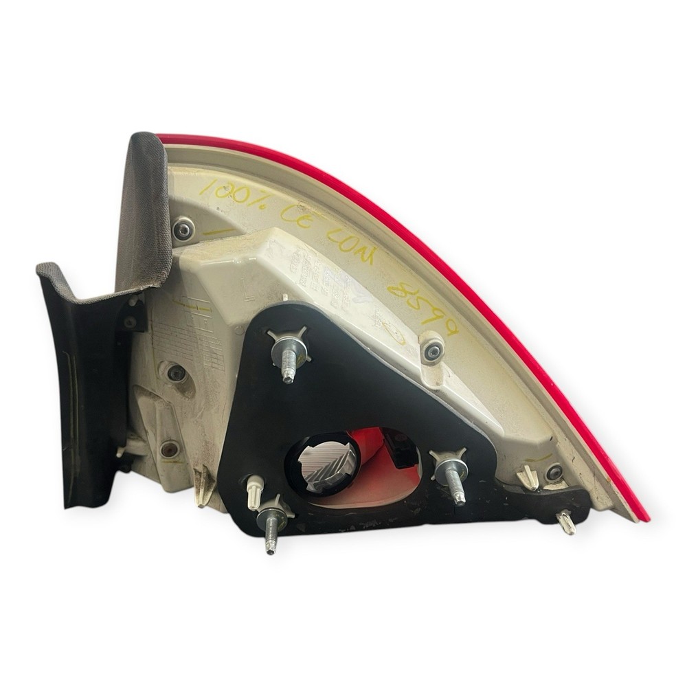 2010 2011 Mercury Milan LH Driver Tail Light, Tested, Working