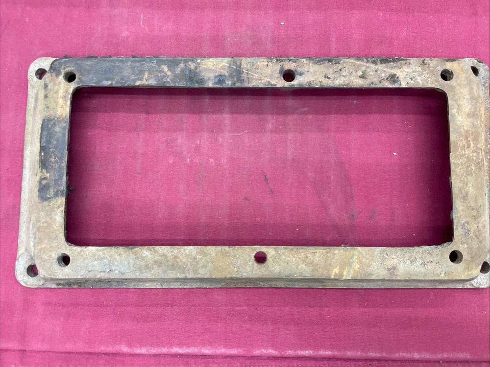1 1/2 HP John Deere Model E Base Hit Miss Gas Engine