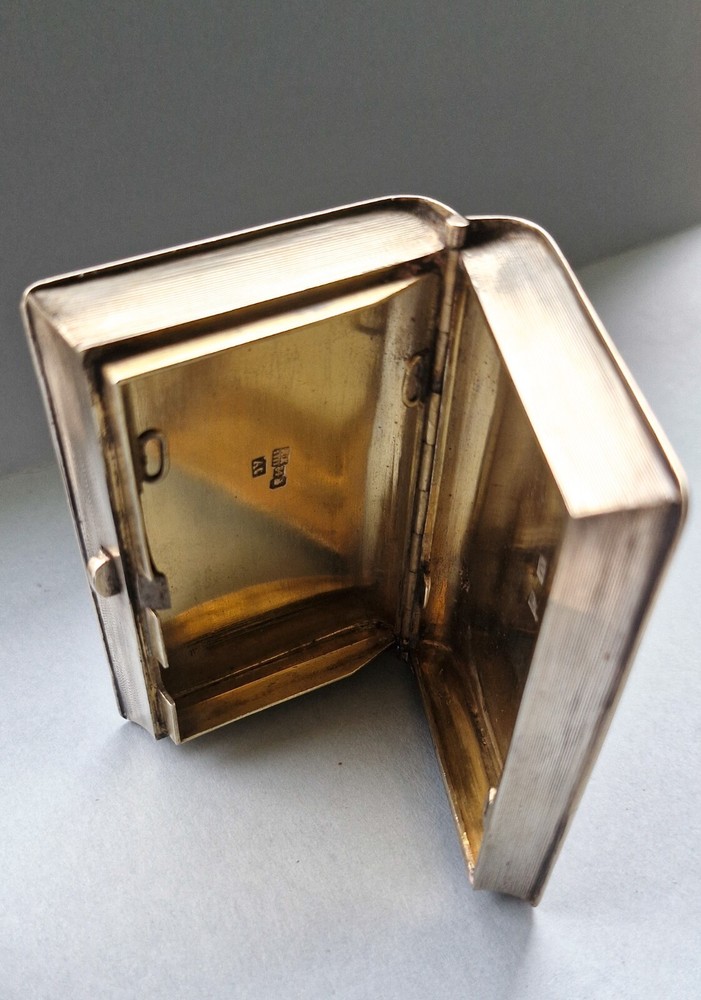 Exceptional antique Russian solid silver cigarette box, Moscow 1882