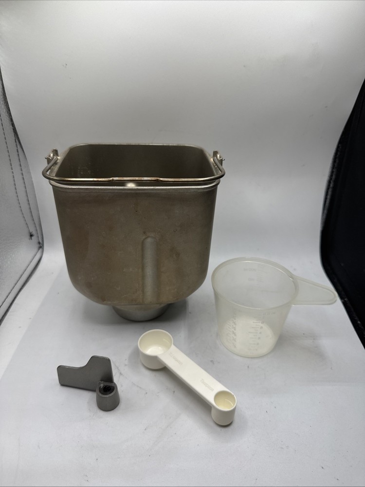 Panasonic Bread Bakery Machine SD-BT55P Bread Pan & Paddle & Measuring Cups
