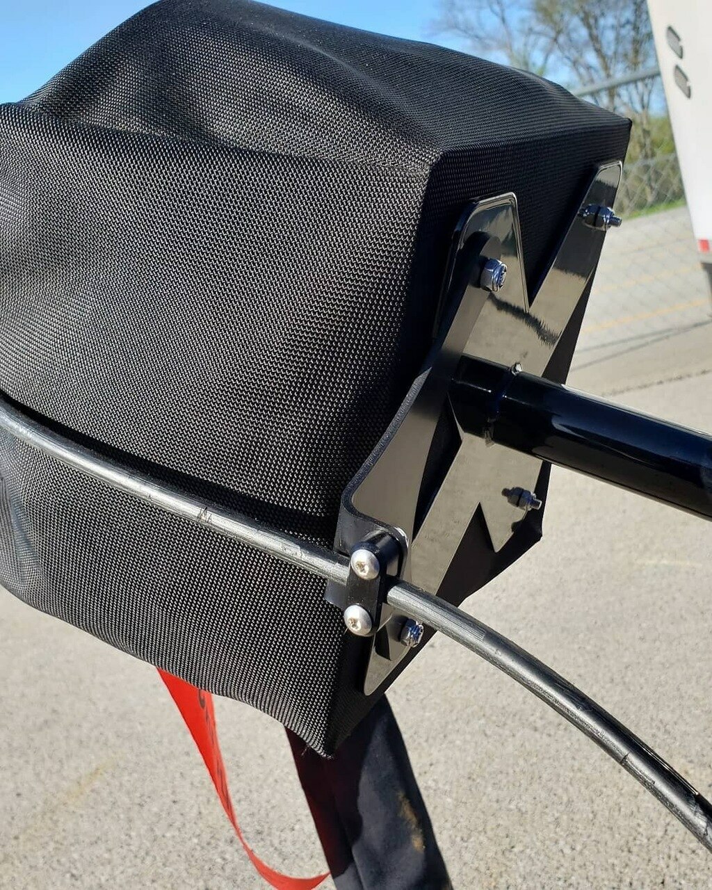 Motion Raceworks Parachute Cable Holder