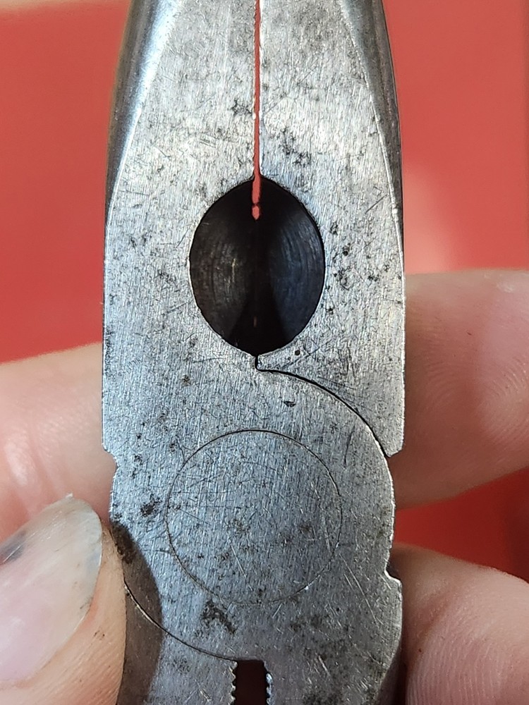 Mac Tools Needle Nose Pliers P301822 8" Red Handle