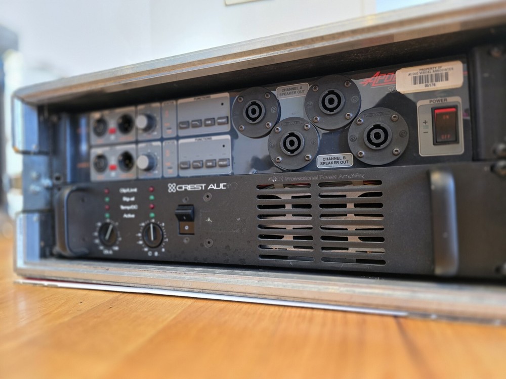 Crest Audio 4801 Amplifier 1200 Watt + Apogee P-3 RV Crossover Processor + Case