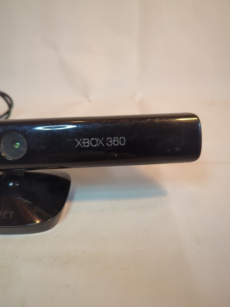OEM Xbox 360 Kinect Sensor And Cables C4