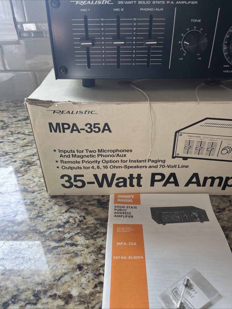 Realistic MPA 35A Public Address Amplifier 35 Watt Model 32-2027A Solid State