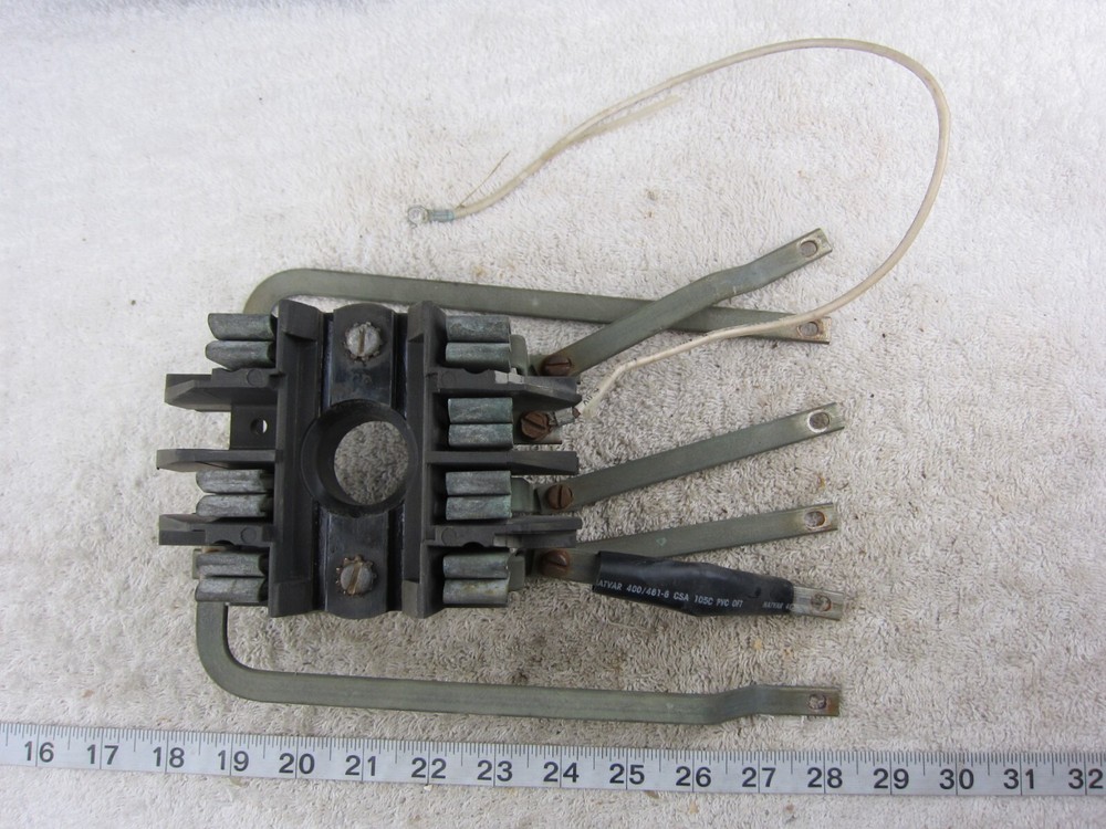 Circle AW 3P 100A 600V Meter Base, Used