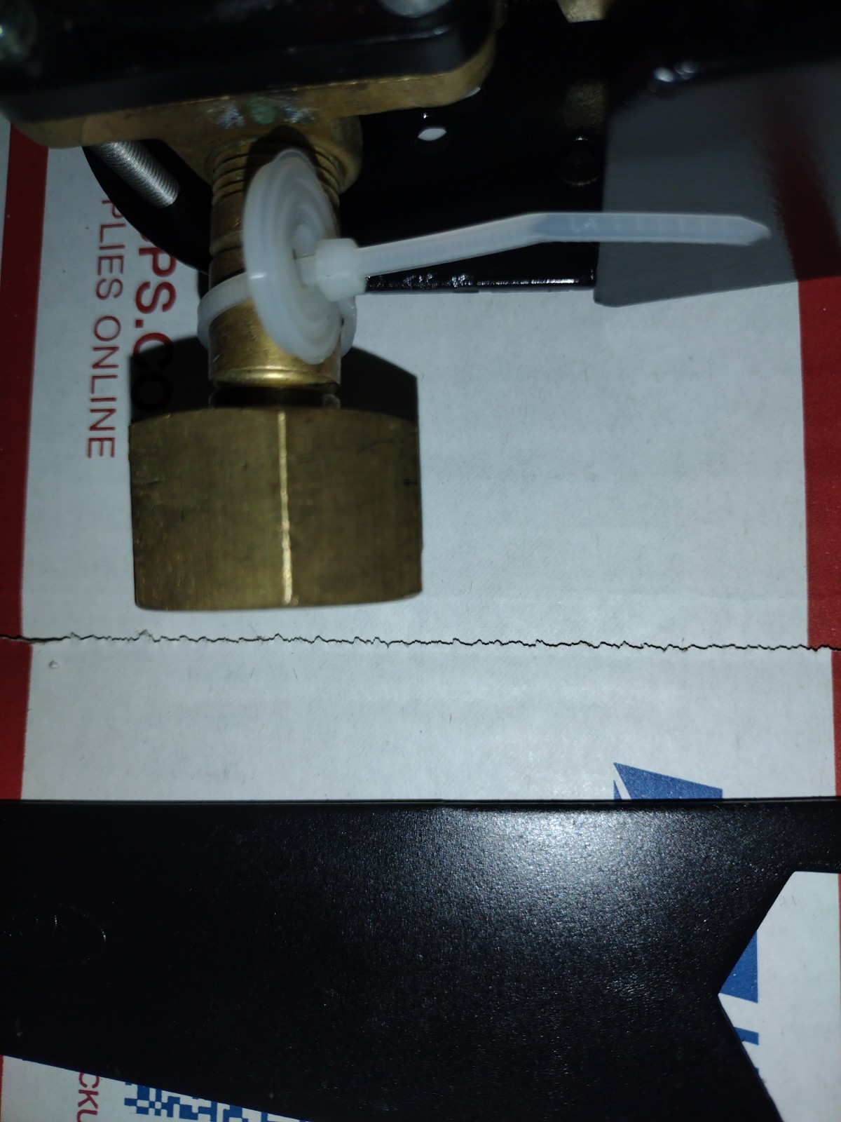 Cornelius Co2/Nitrogen Primary Gas Regulator With Metal Gauge Guard Soda/Beer