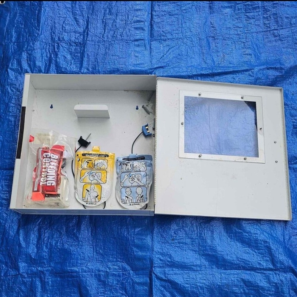 AED Defibrillator Cabinet