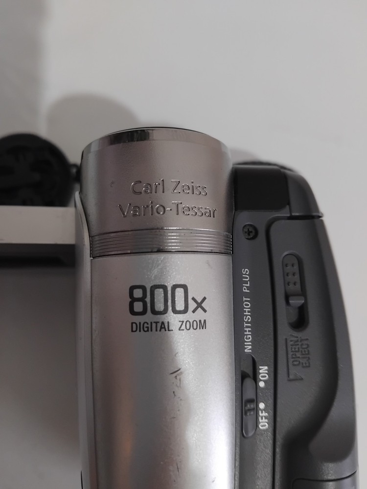 Sony model DCR-HC44E digital video camera NO BATTERY. UNTESTED.