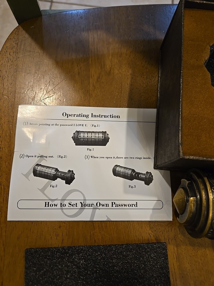 Da Vinci Code Mini cylinder puzzle Cryptex Lock Safe Lightly Used