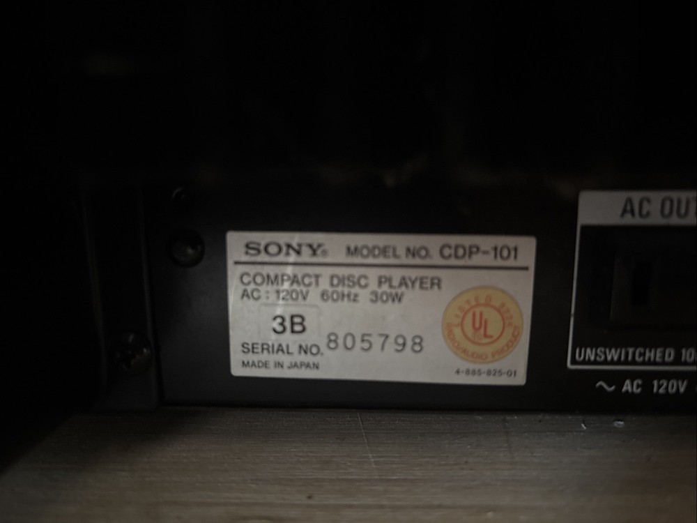 Sony CDP-101 CD Player. Drawer Won’t Open, Untested Further