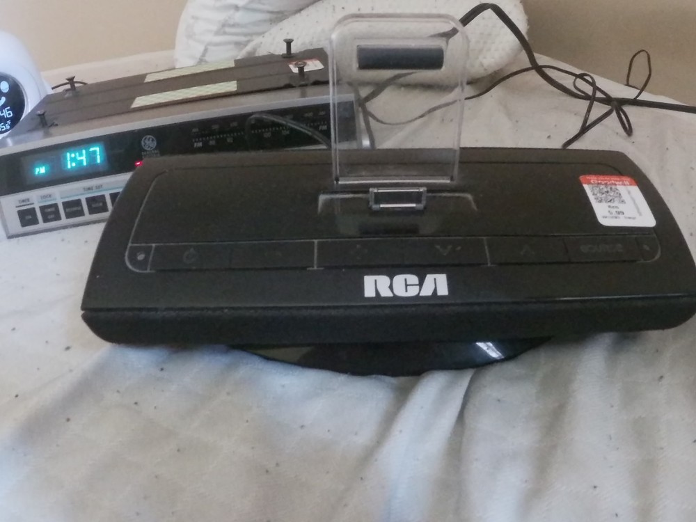 RCA iPod Dock Sound System Ri173