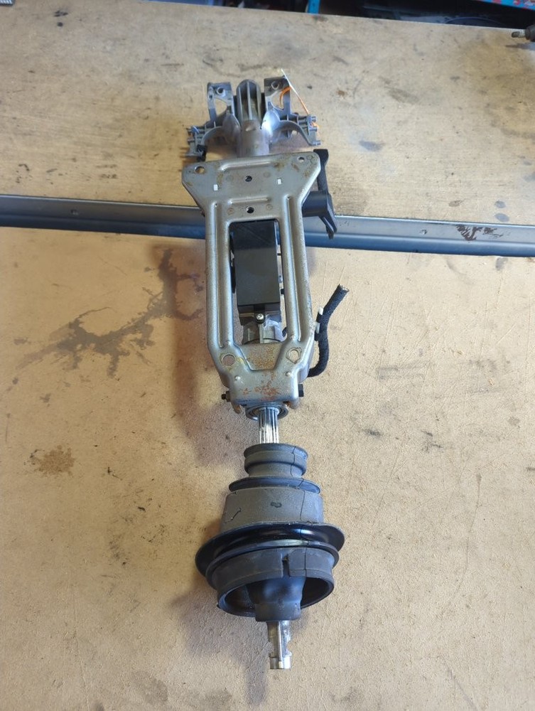 BMW 3 SERIES STEERING COLUMN ADJUSTABLE 2005-2014 E90 E91 E92