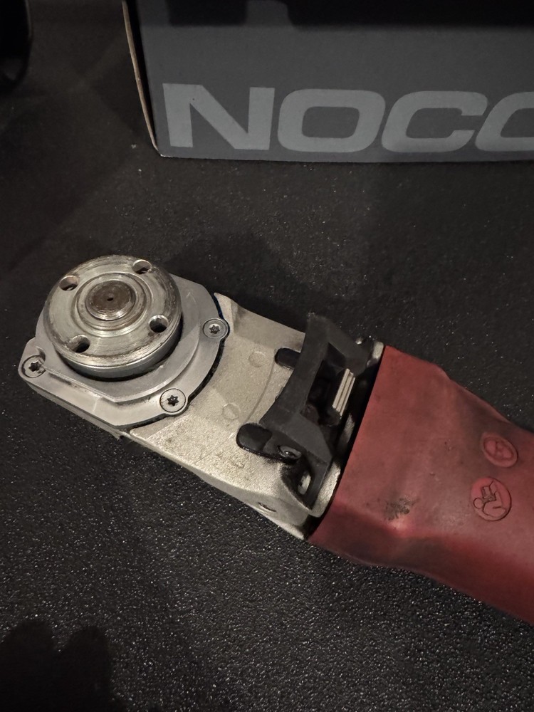 Snap-On Tools CTGR8850 Cordless Angle Grinder