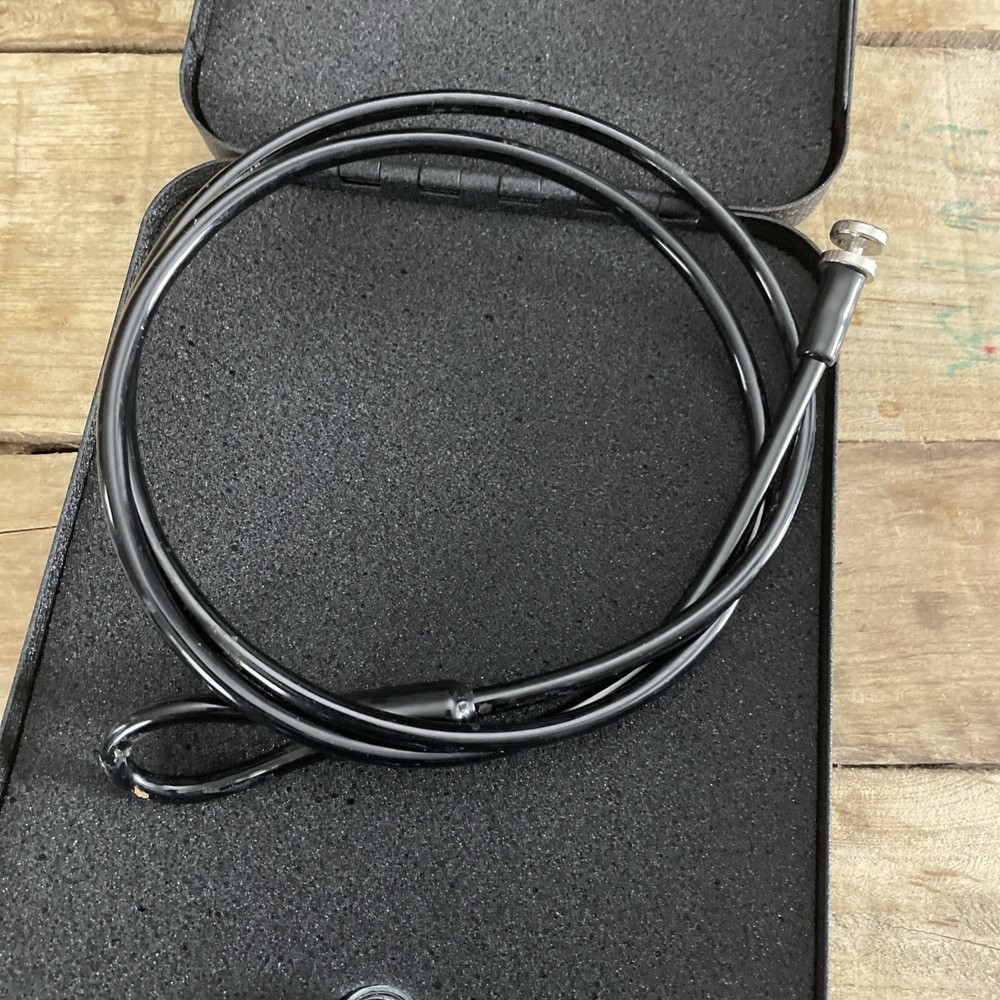 Gettysburg Personal Portable Security Safe Gun Lock Box with Key