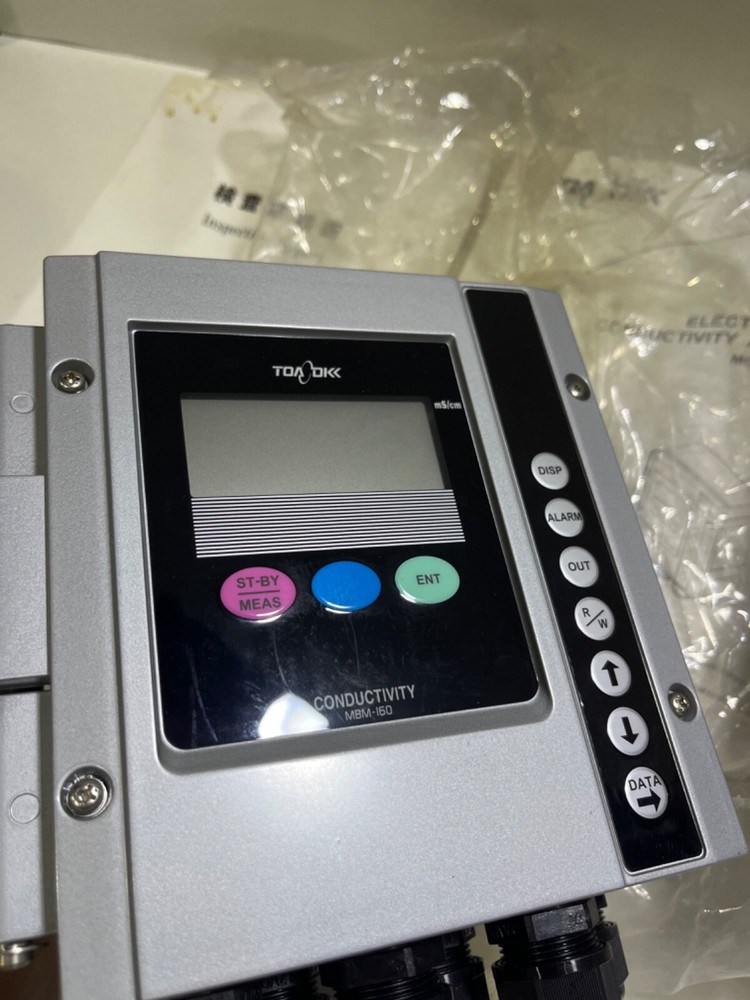DKK-TOA MBM-160 electrodeless conductivity analyzer